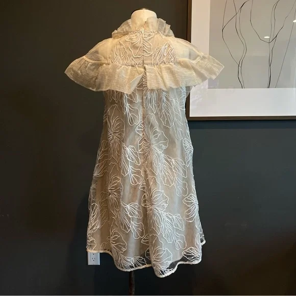 Elliatt Cream Embroidered Lace Mini Dress Flutter Sleeve Bridal Fairy Coquettte - Picture 6 of 14